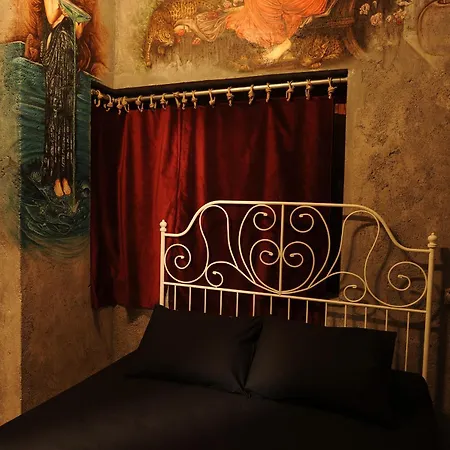Role Street Hostel Antalya